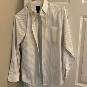 Jos A Bank traveler collection shirt.